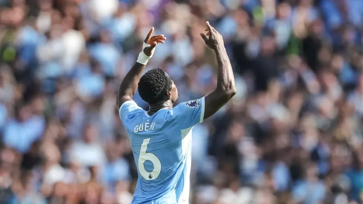 Jugador levantando las manos en celebración
