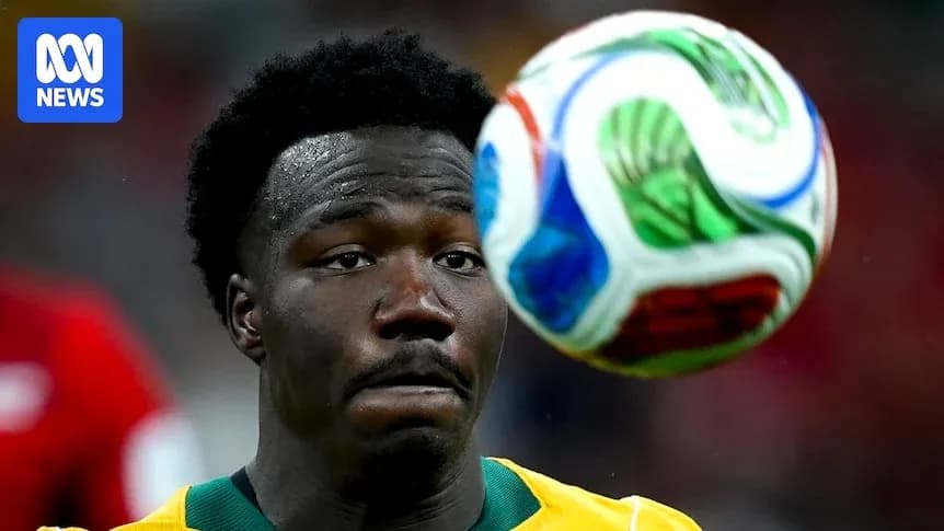 Jugador controlando el balón en un partido