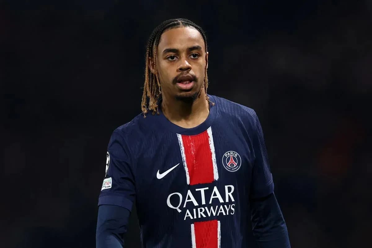 Jugador de PSG en acción durante un partido