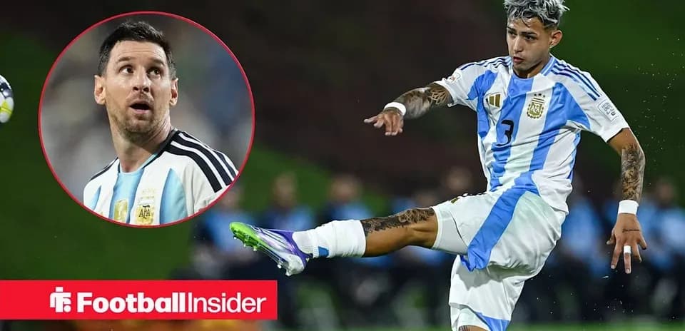 Jugador de Argentina pateando el balón en el partido