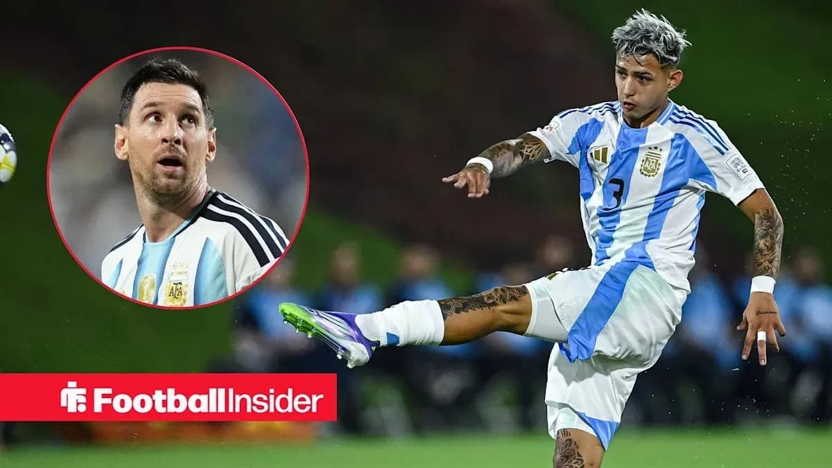Jugador de Argentina pateando el balón en el partido