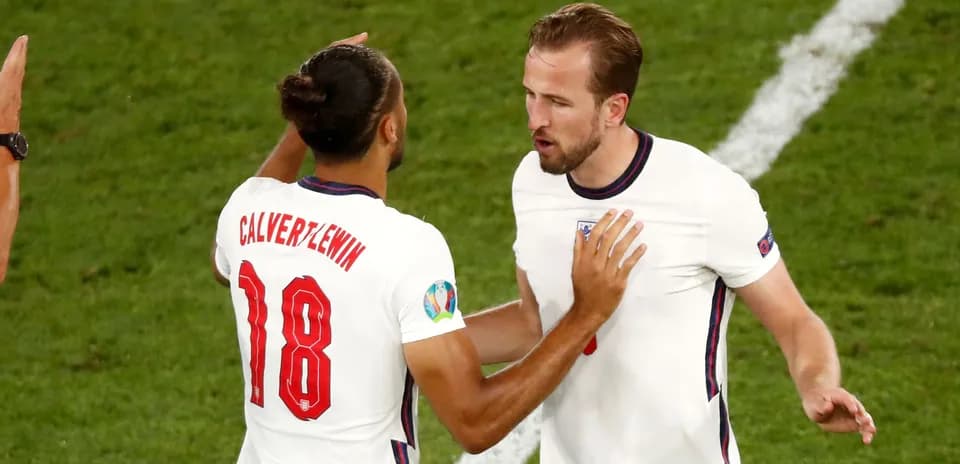 Calvert-Lewin y Kane celebrando un gol juntos