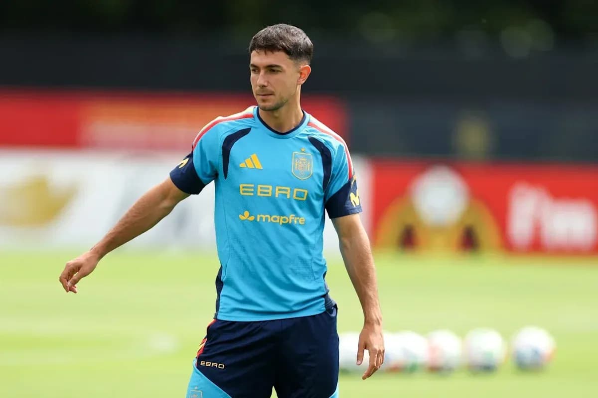 Jugador entrenando con la selección española de fútbol