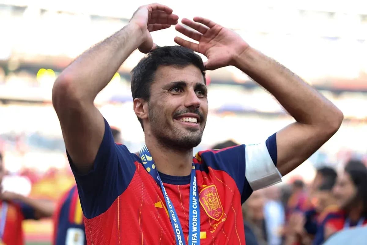 Jugador de España celebrando tras el partido