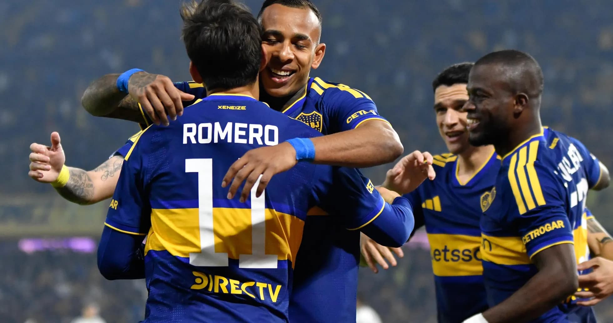 Jugadores de Boca Juniors celebrando un gol