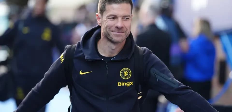 Entrenador de Chelsea llegando al estadio