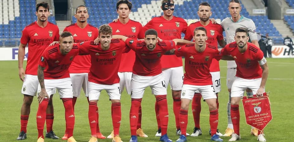 Jugadores de Benfica posando para la foto
