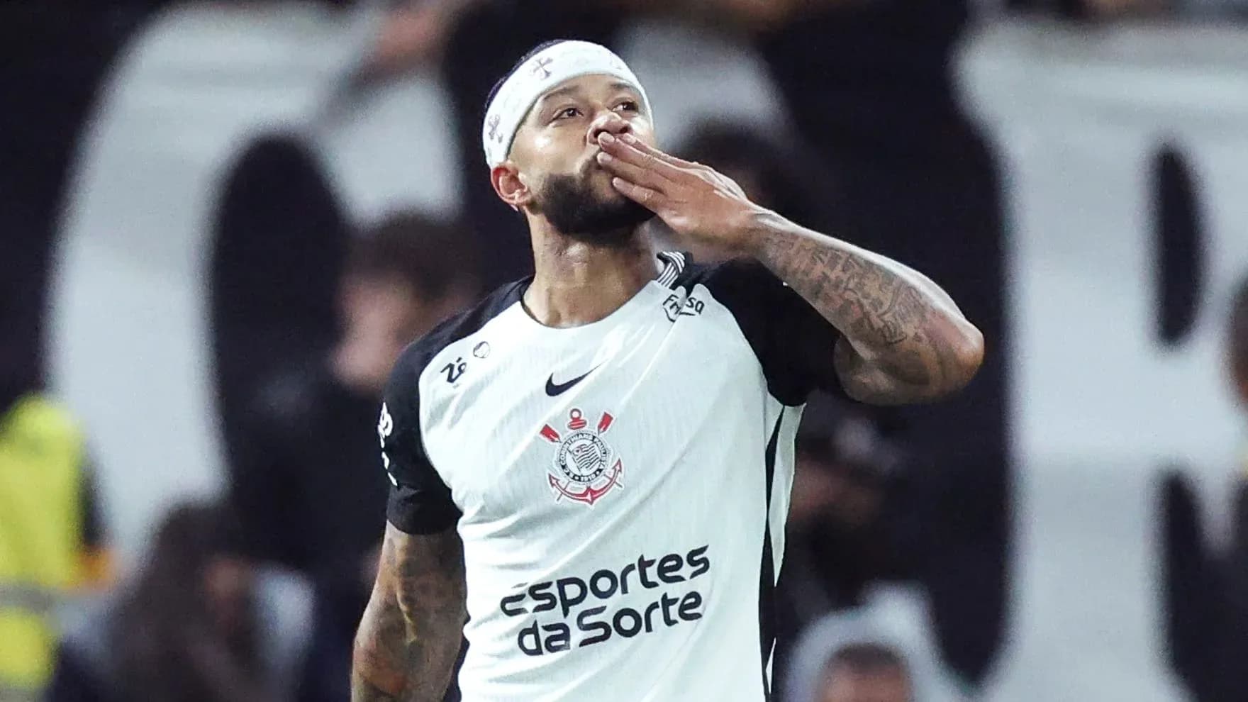 Jugador de Corinthians celebrando un gol con gesto
