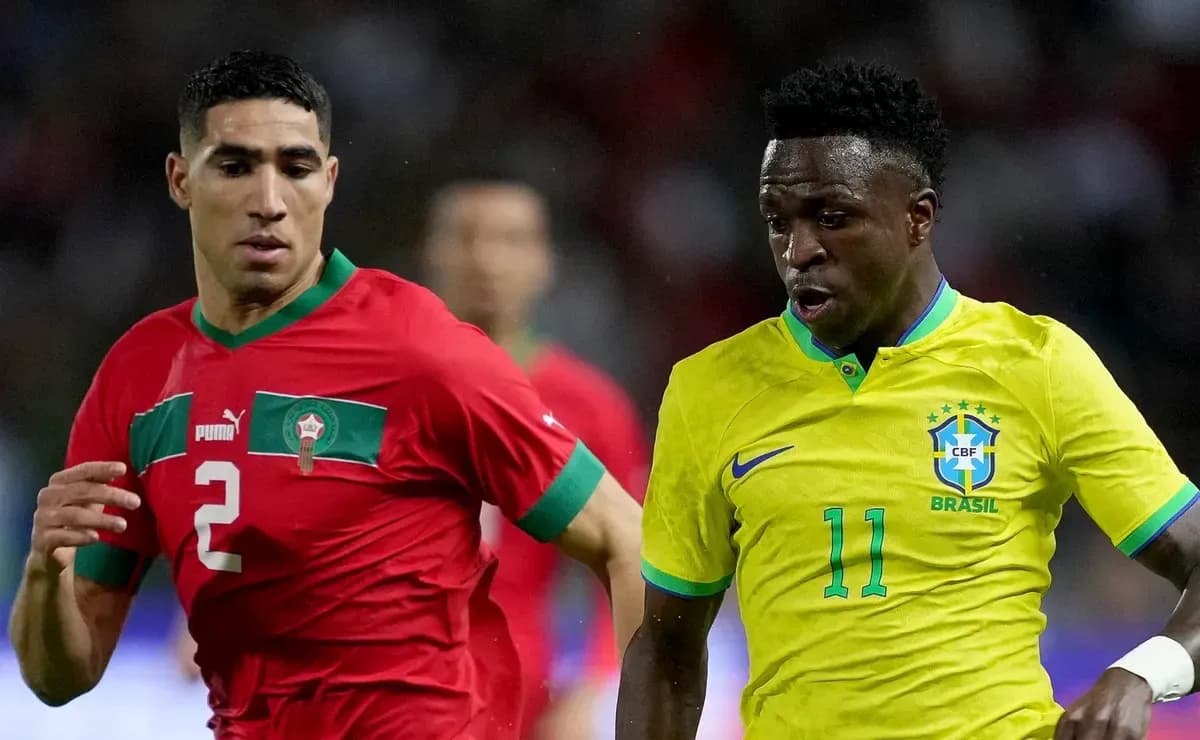 Jugadores de Brasil y Marruecos en el partido