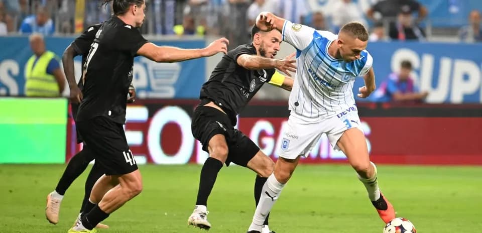 Ararat-Armenia contra Universitatea Craiova en el campo