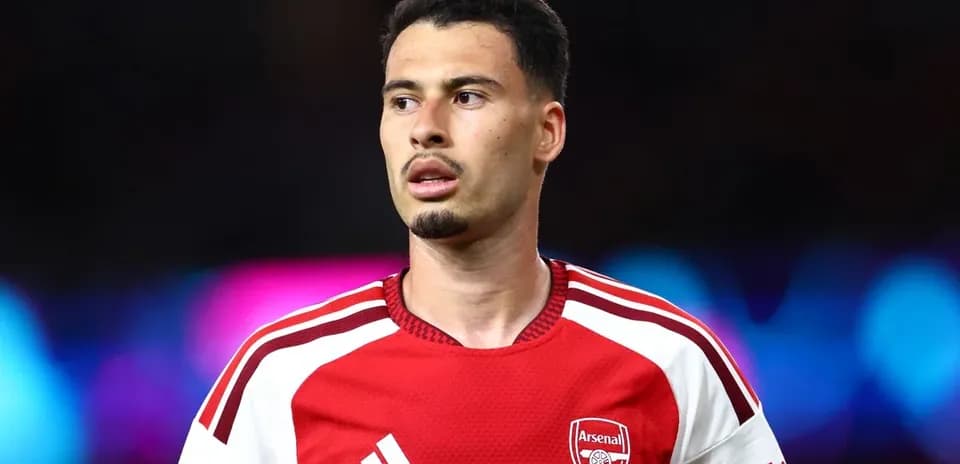 Jugador de Arsenal en el campo durante el partido