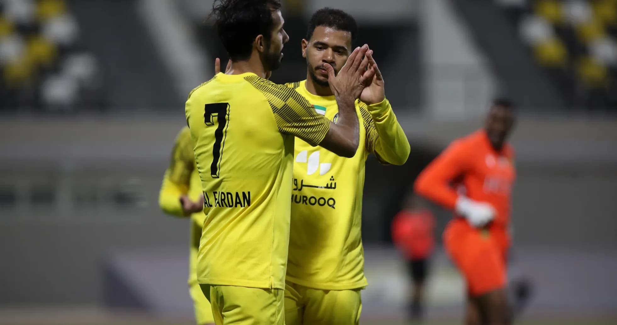 Jugadores de Al Wasl U23 celebrando un gol