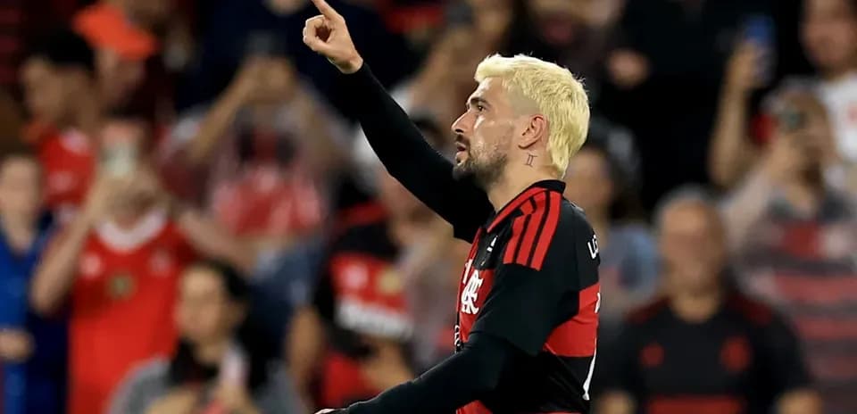 Jugador de Flamengo celebrando un gol