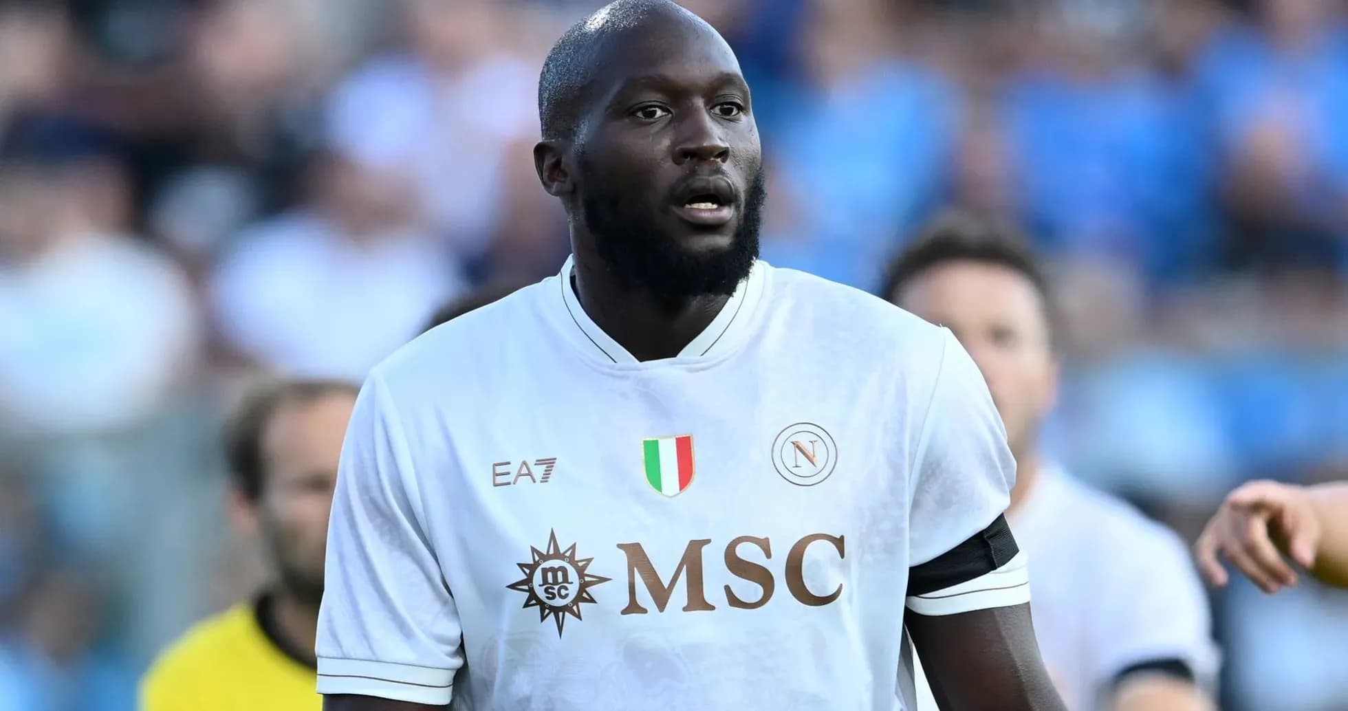 Jugador de Napoli durante un partido en el campo