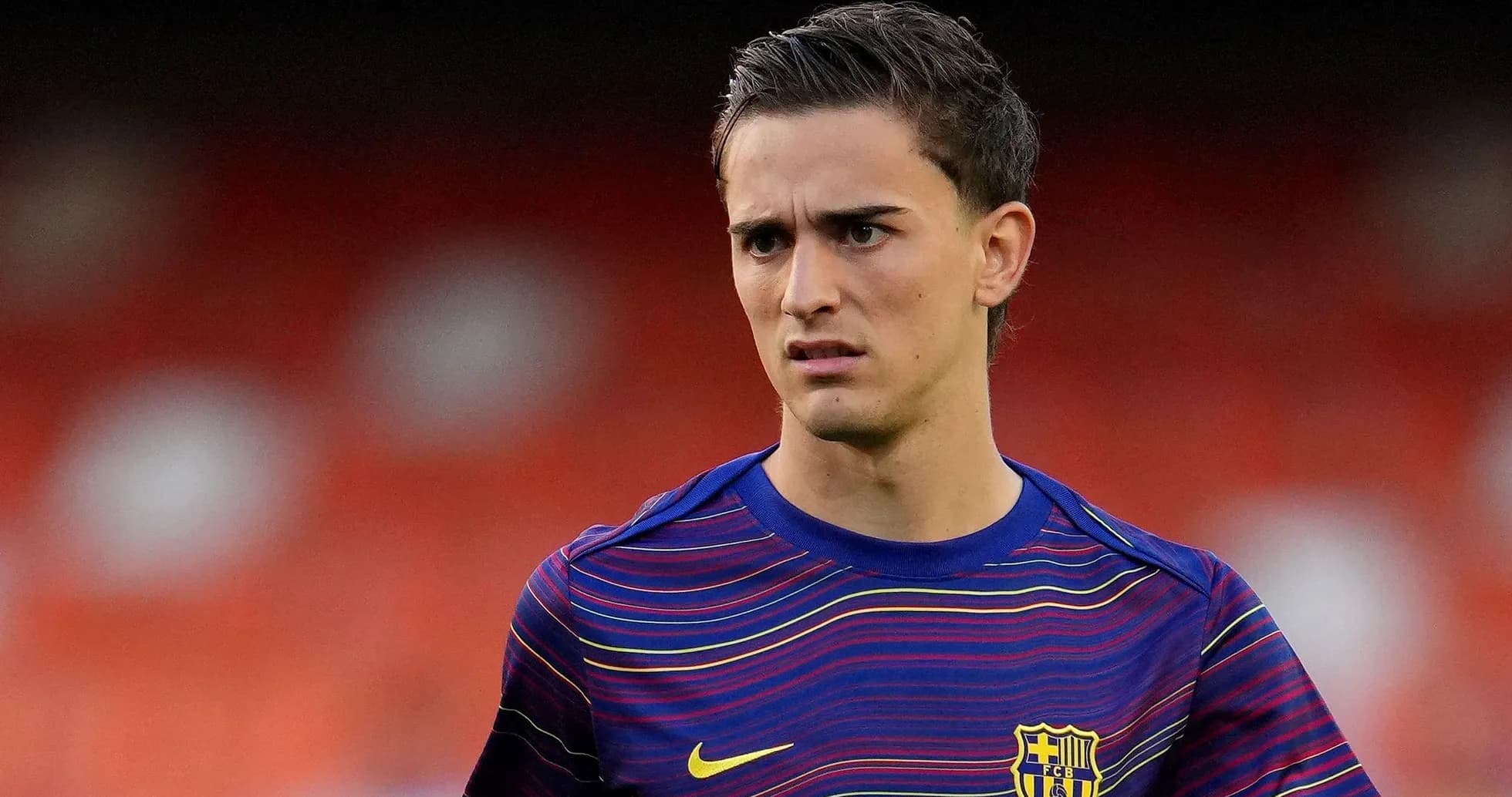 Jugador del FC Barcelona en calentamiento previo al partido