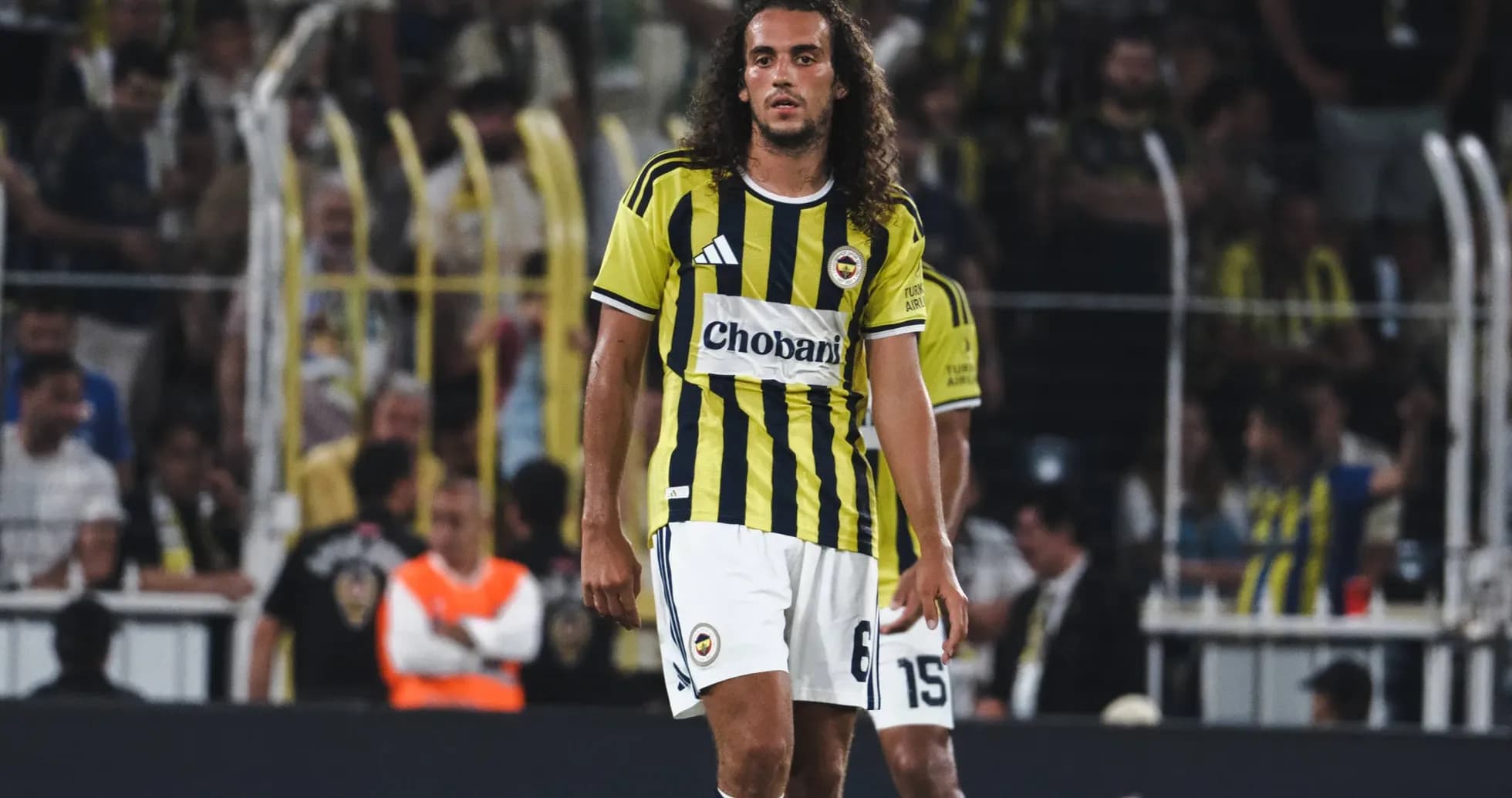 Jugador de Fenerbahçe en el partido