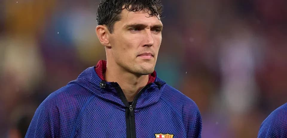 Jugador del FC Barcelona en la alineación previa al partido