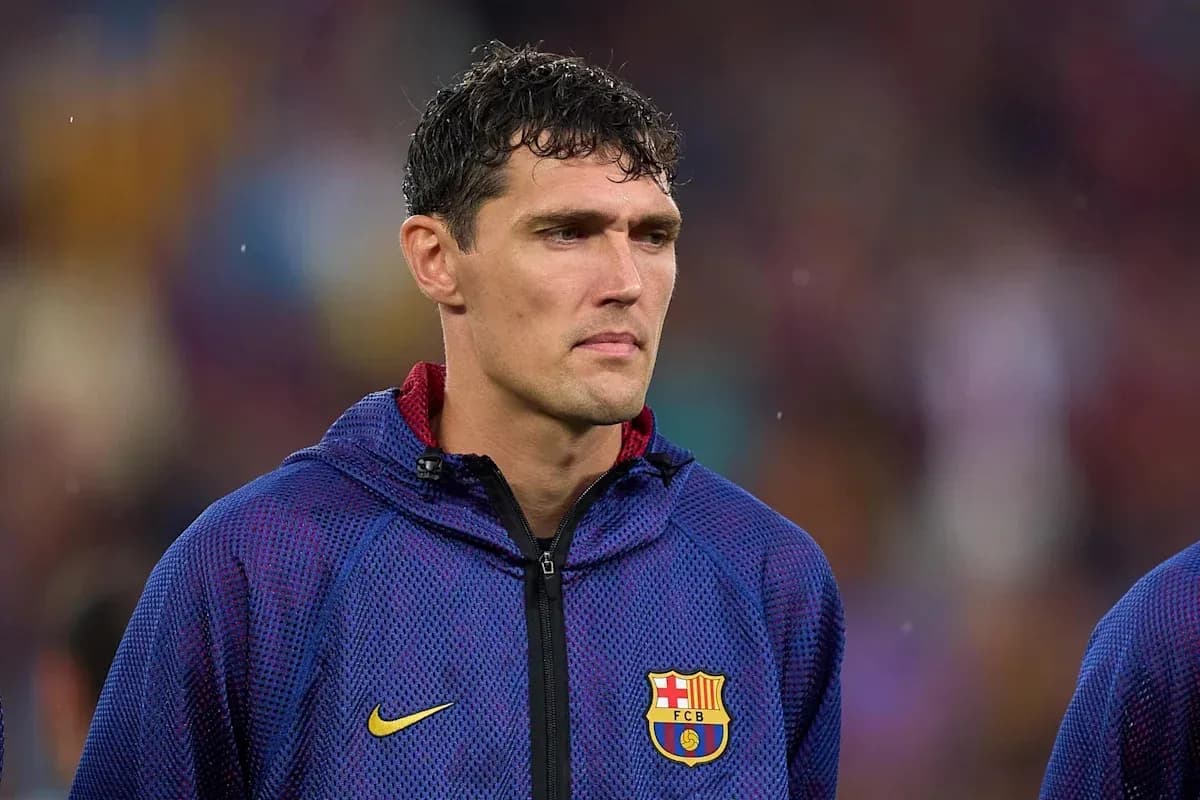 Jugador del FC Barcelona en la alineación previa al partido