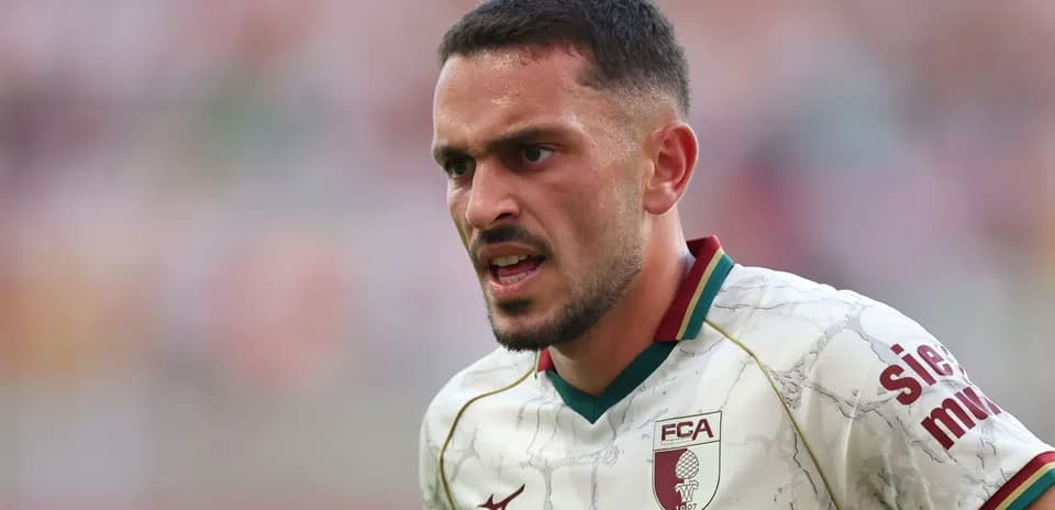 Jugador de FCA en acción durante el partido
