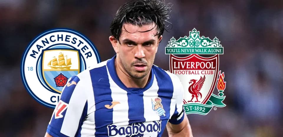 Jugador de fútbol con logotipos de Manchester City y Liverpool