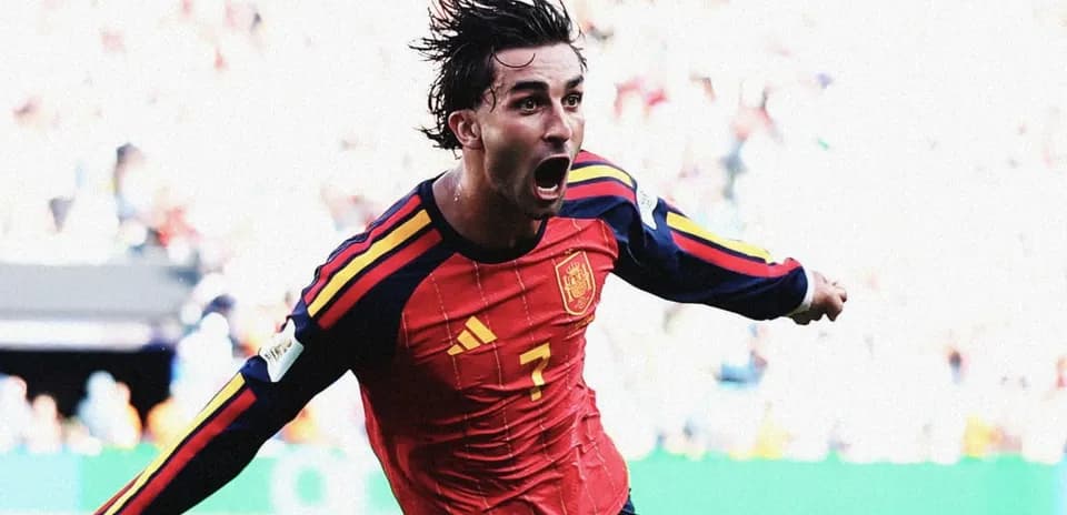 Jugador de España celebrando un gol en el partido