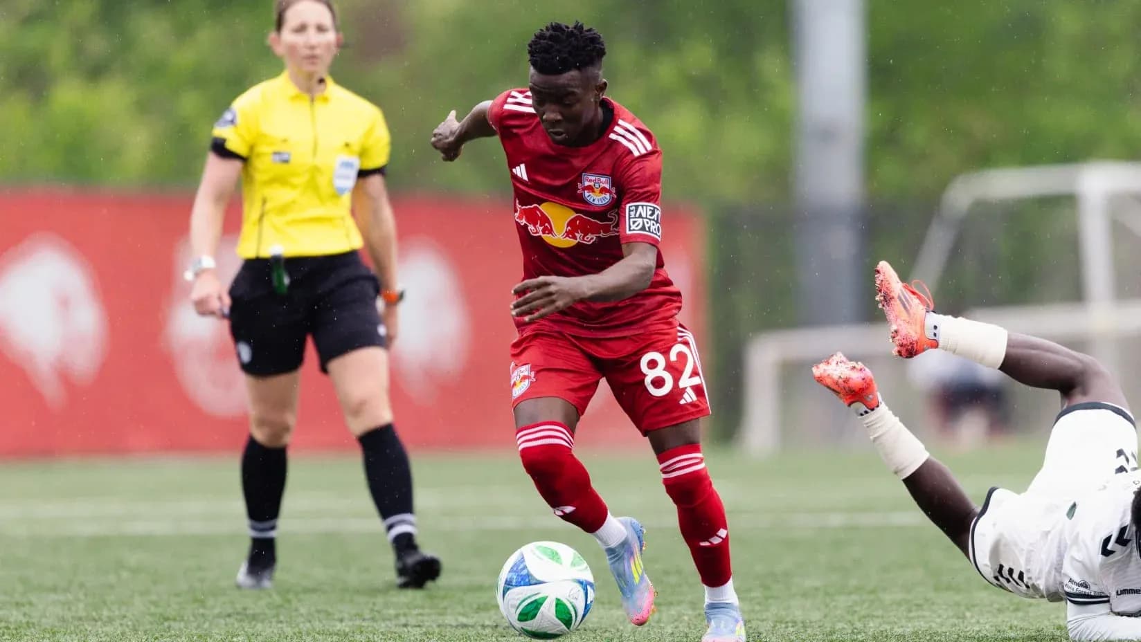 Jugador de New York RB II en acción