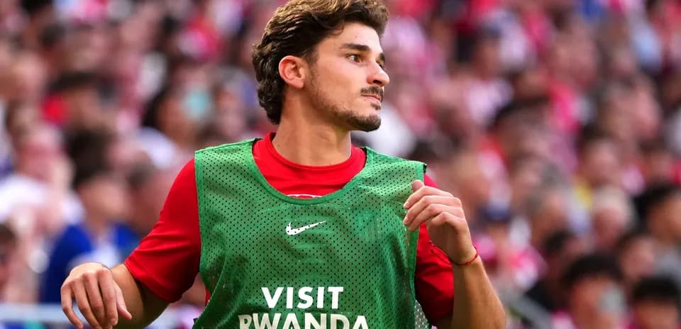 Jugador en el banquillo durante el partido