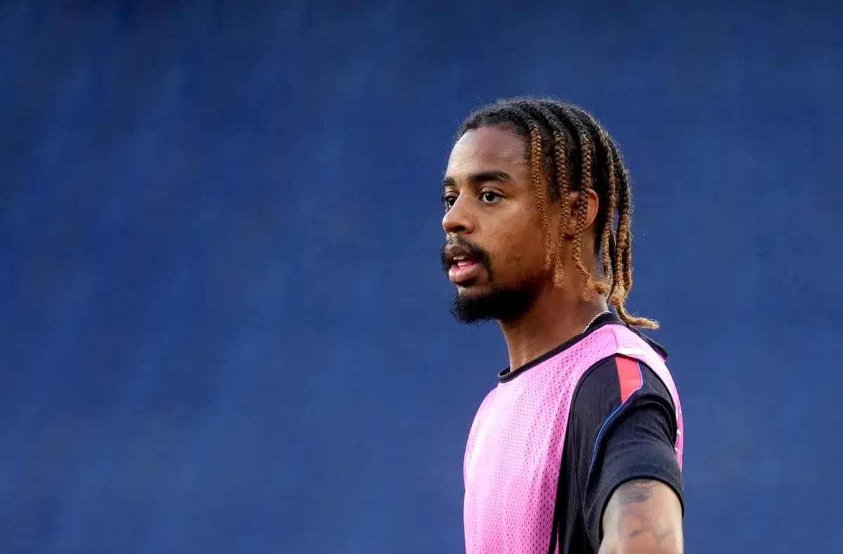 Jugador en calentamiento durante sesión de entrenamiento