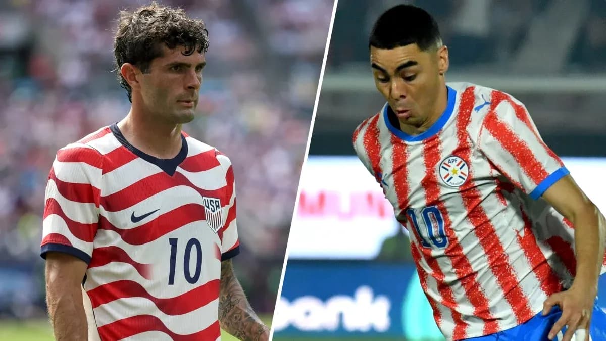 Jugadores de EE. UU. y Paraguay en el partido