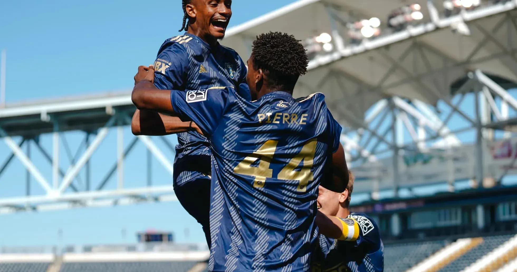 Jugadores celebrando un gol del Philadelphia Union II