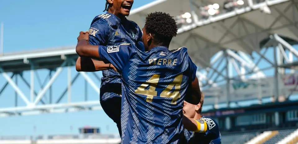 Jugadores celebrando un gol del Philadelphia Union II