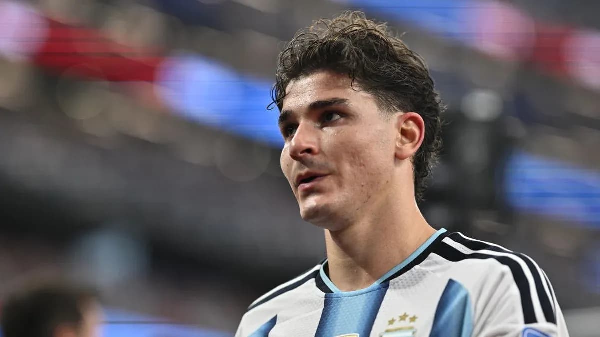 Jugador de Argentina en estadio durante partido
