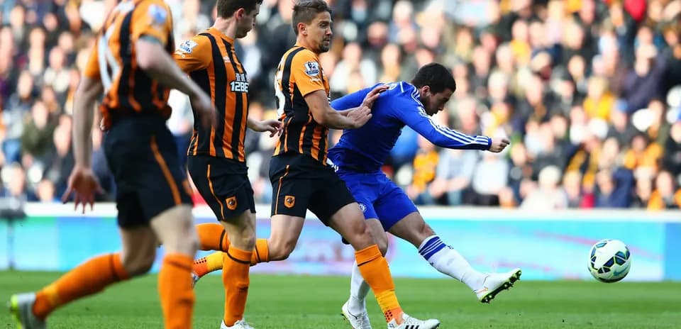 Chelsea contra Hull City en acción de partido