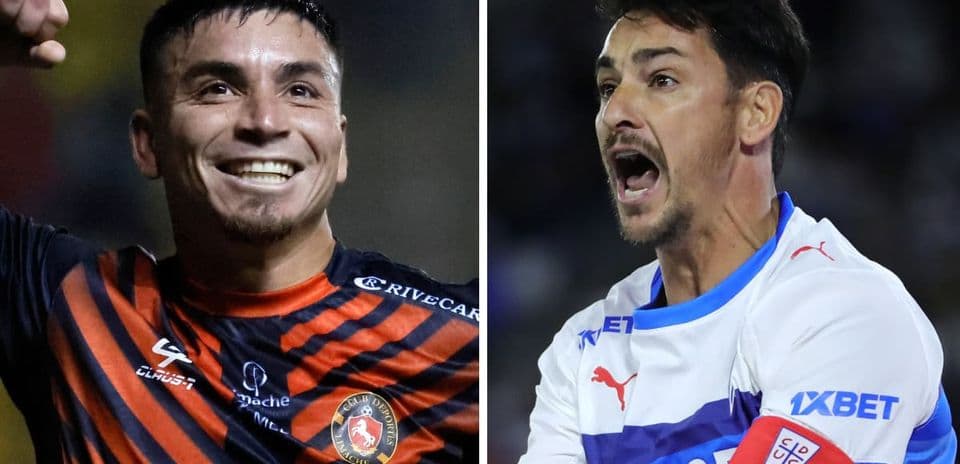 Jugadores celebrando durante el partido de fútbol