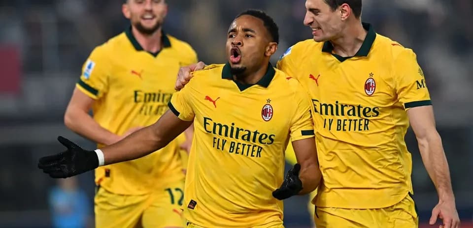 Jugadores de AC Milan celebrando un gol