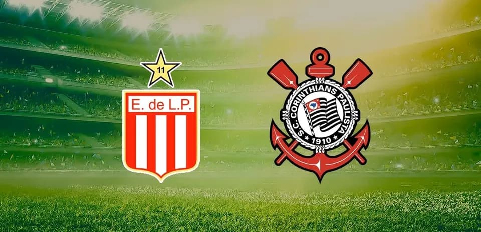 Logos de Estudiantes y Corinthians en el campo