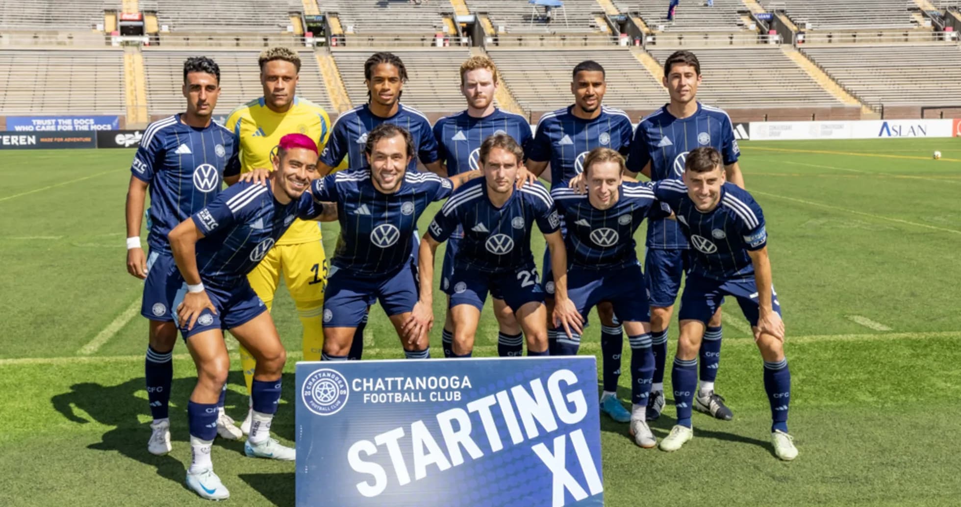 Equipo titular de Chattanooga FC en el campo