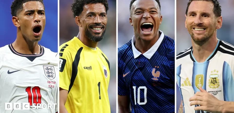 Cuatro jugadores de fútbol mostrando expresiones enérgicas