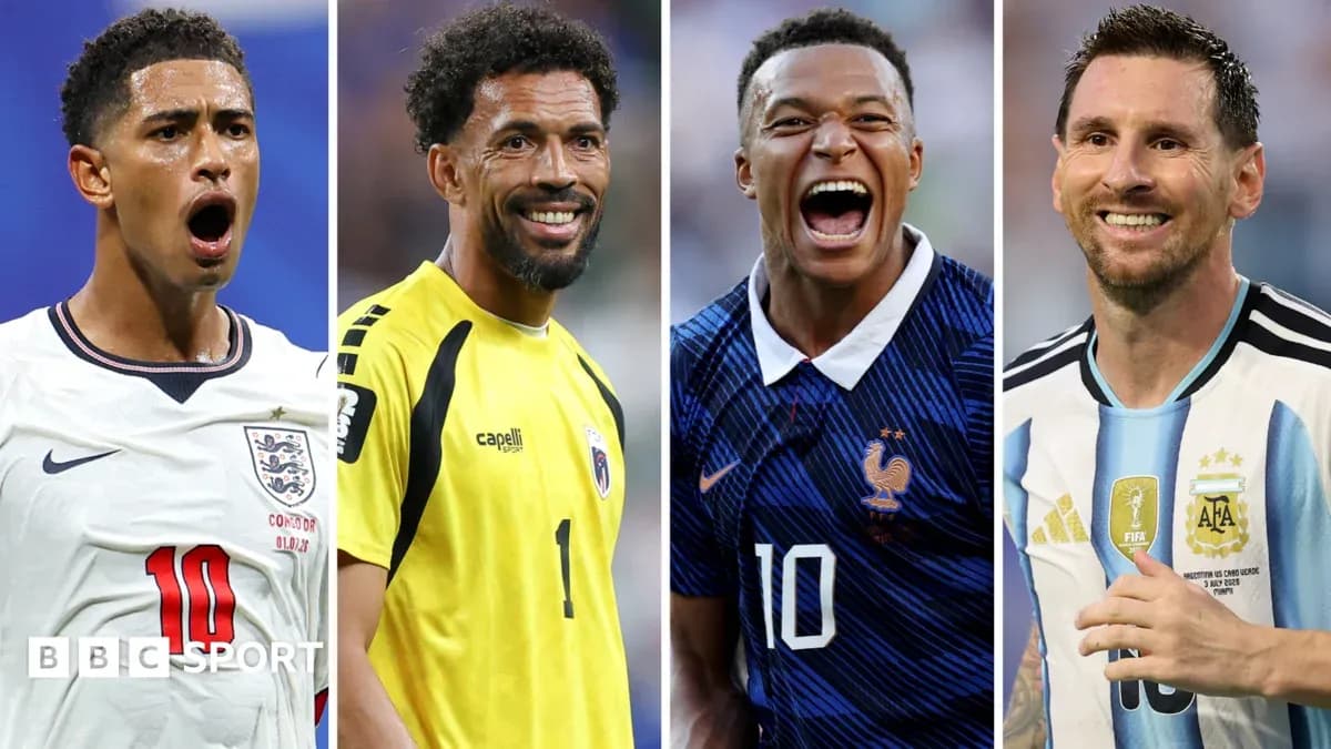 Cuatro jugadores de fútbol mostrando expresiones enérgicas