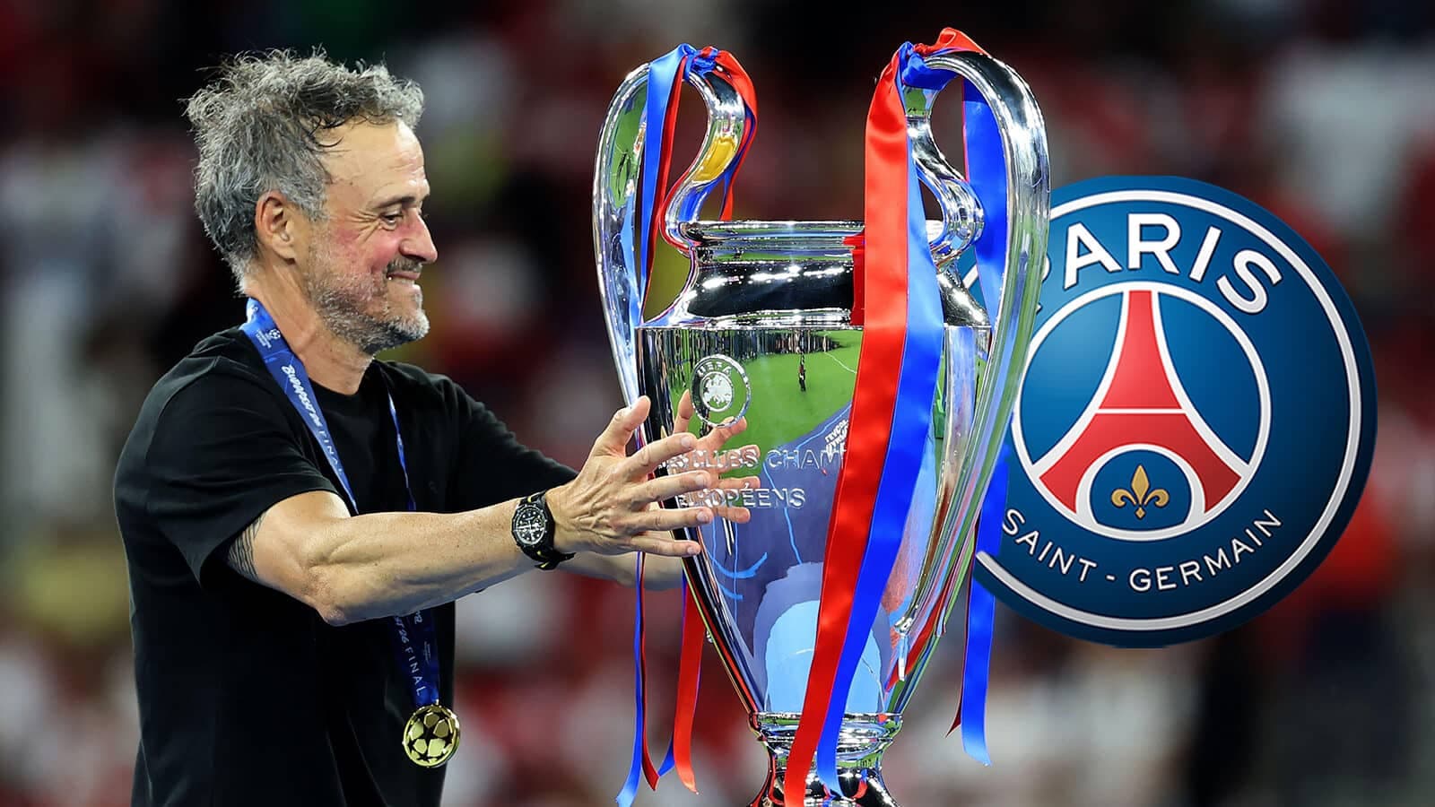 Entrenador de PSG celebrando con la Champions League