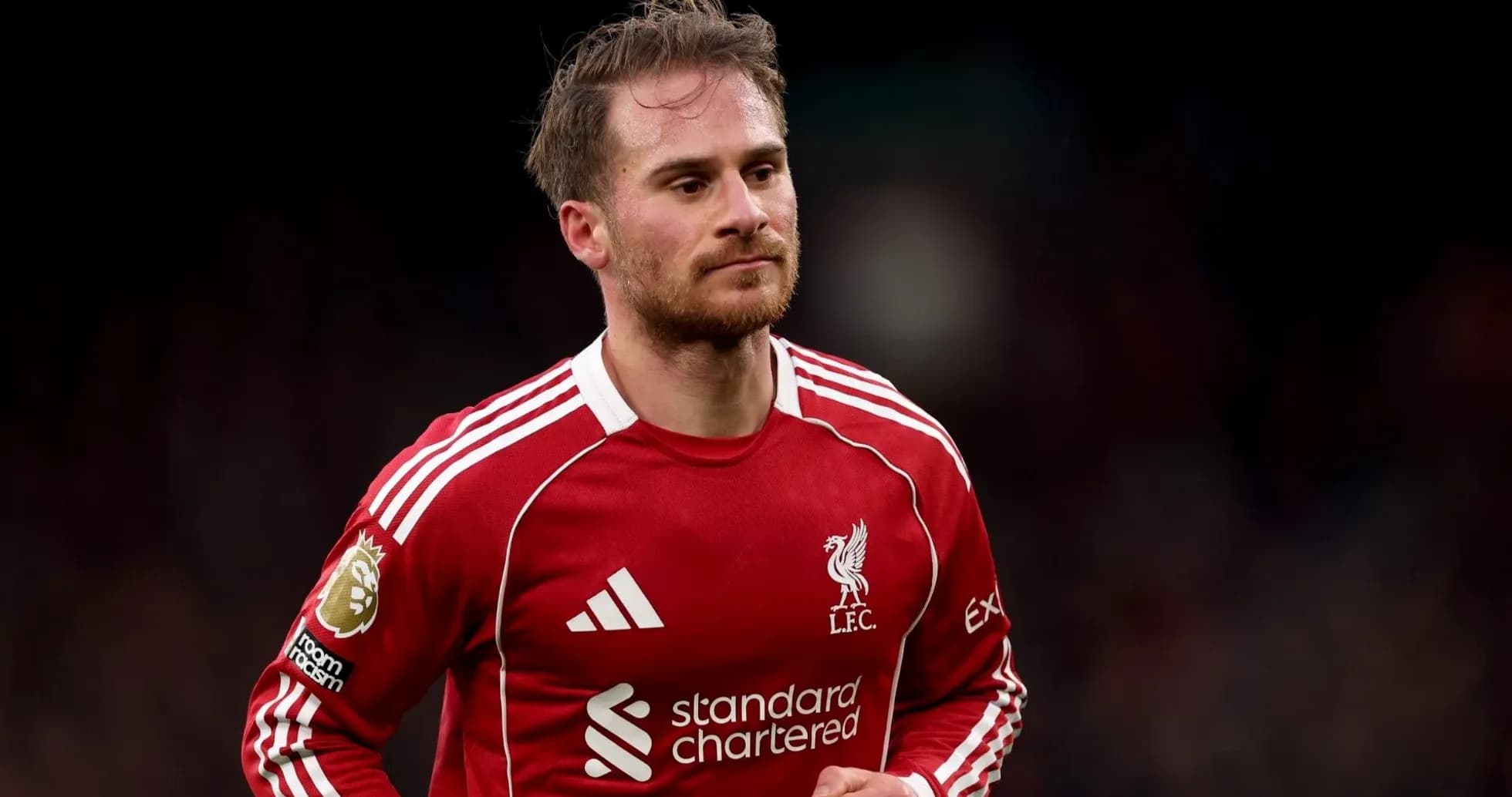 Jugador de Liverpool FC en el campo de juego