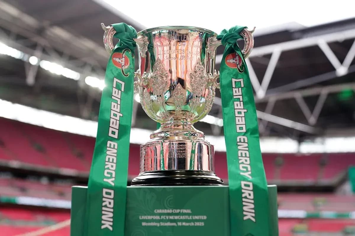 Trofeo de la final de la Carabao Cup 2023