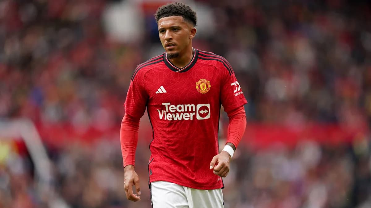 Jugador de Manchester United en el campo durante partido