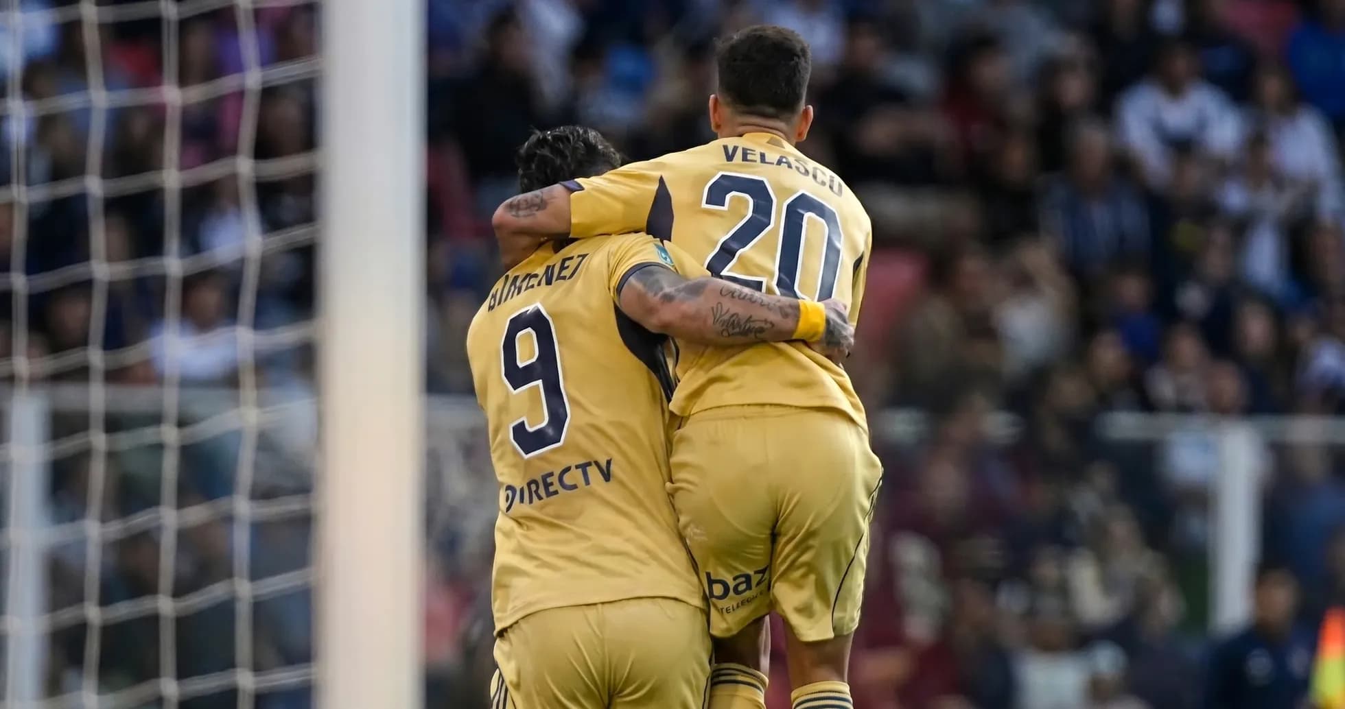 Jugadores de Boca Juniors celebrando un gol