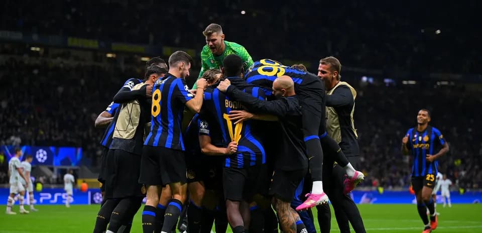 Jugadores del Inter celebrando un gol