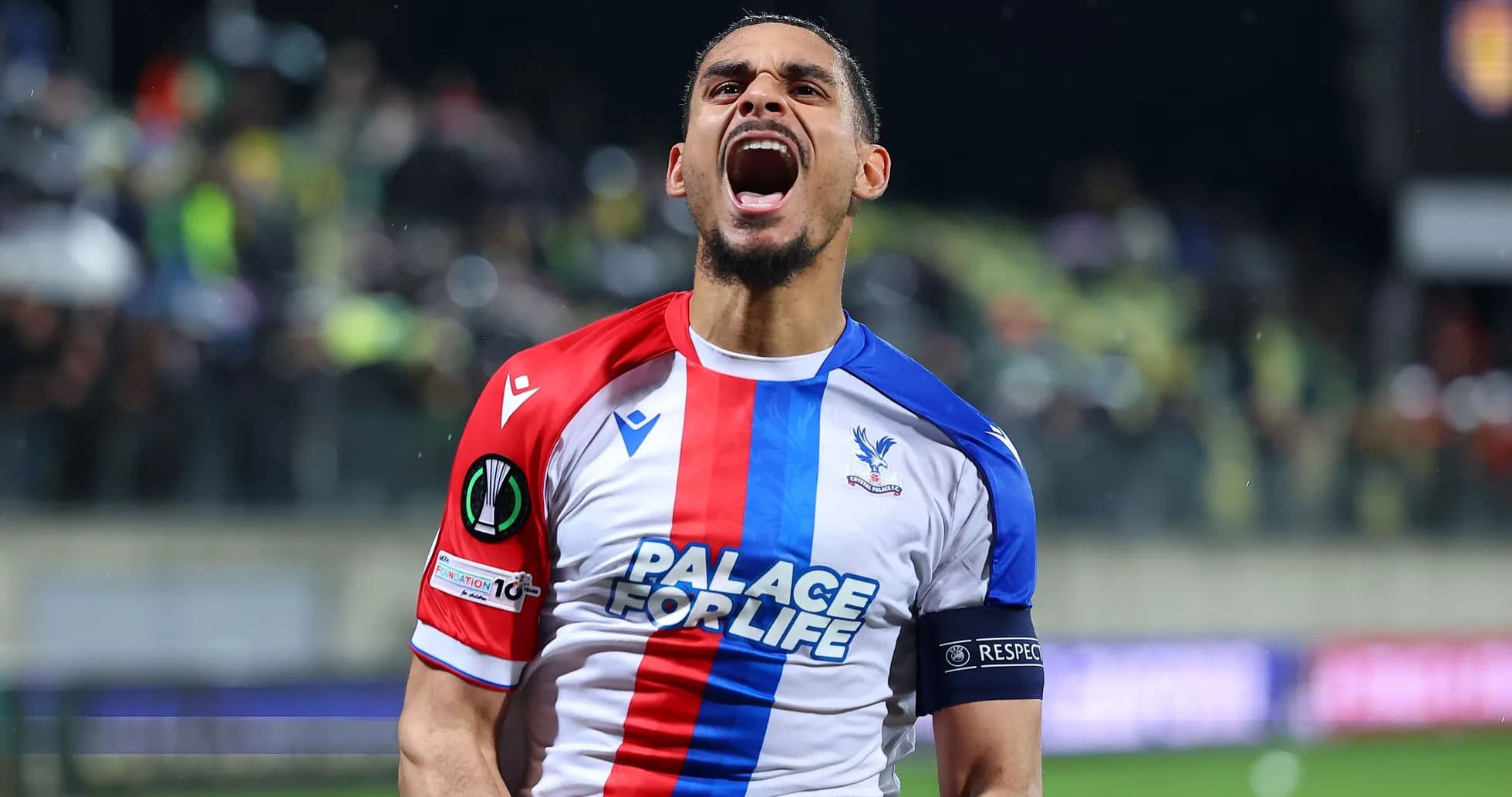Jugador de Crystal Palace celebrando un gol