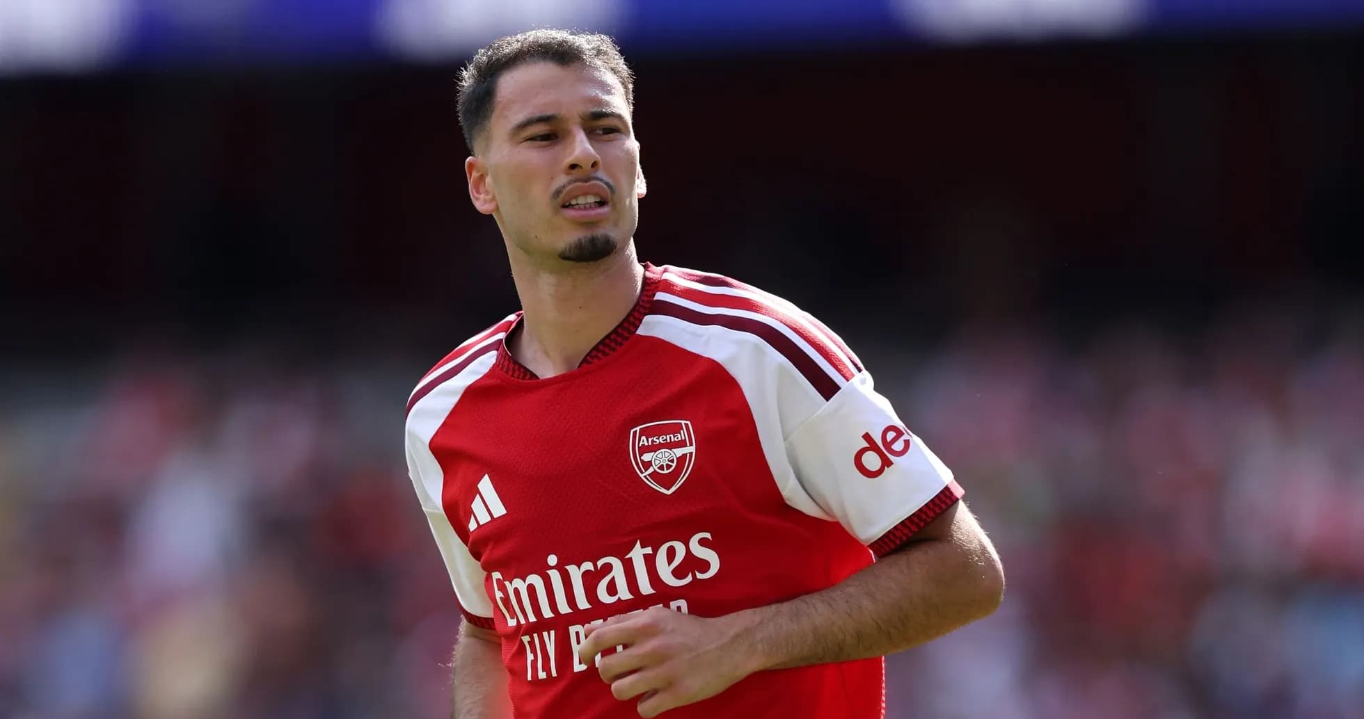 Jugador de Arsenal en campo durante partido
