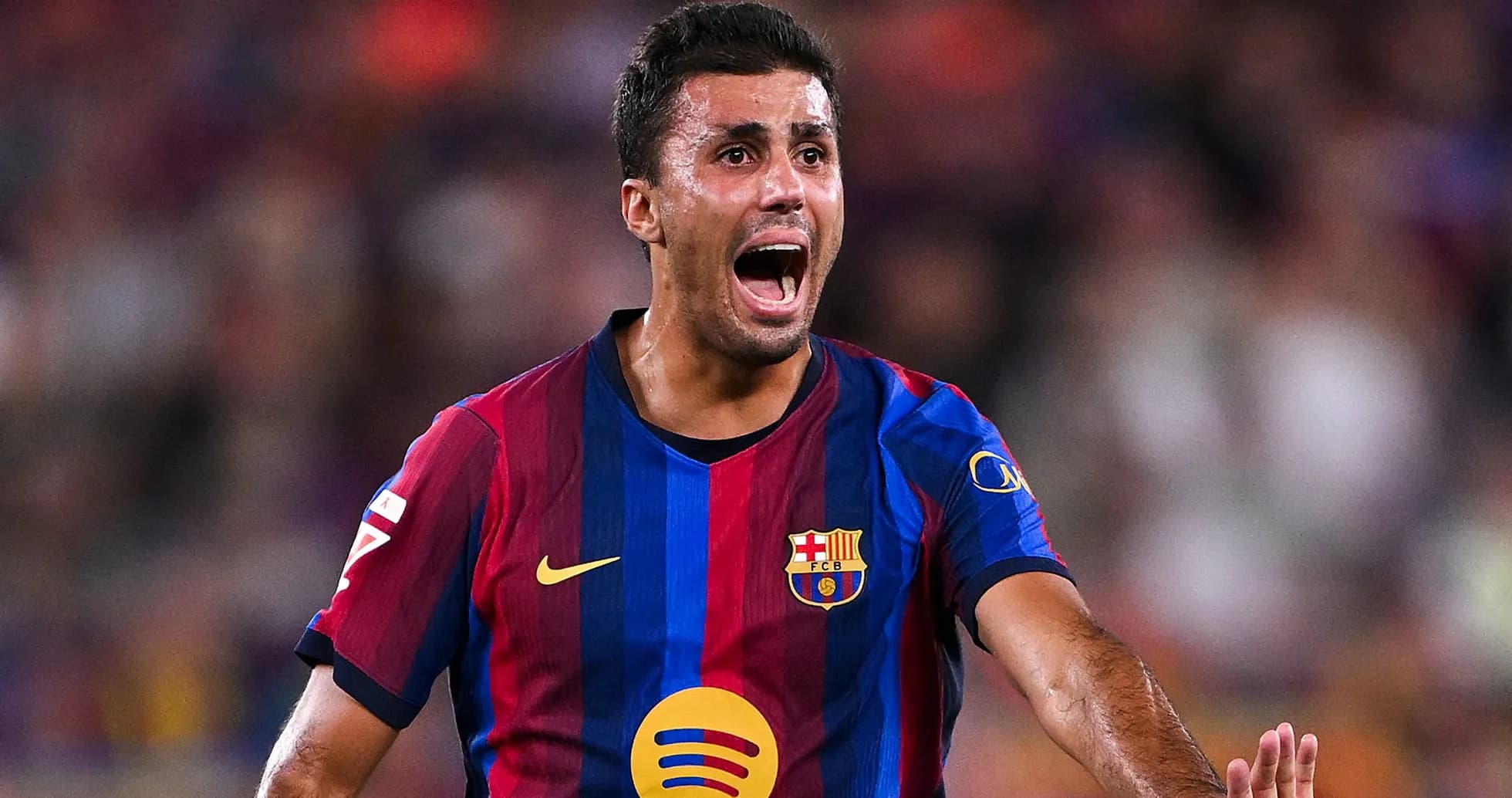 Jugador de Barcelona gritando durante un partido