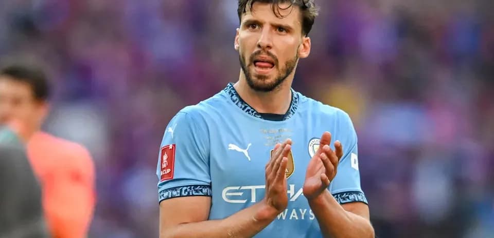 Jugador aplaudiendo en la final de la FA Cup