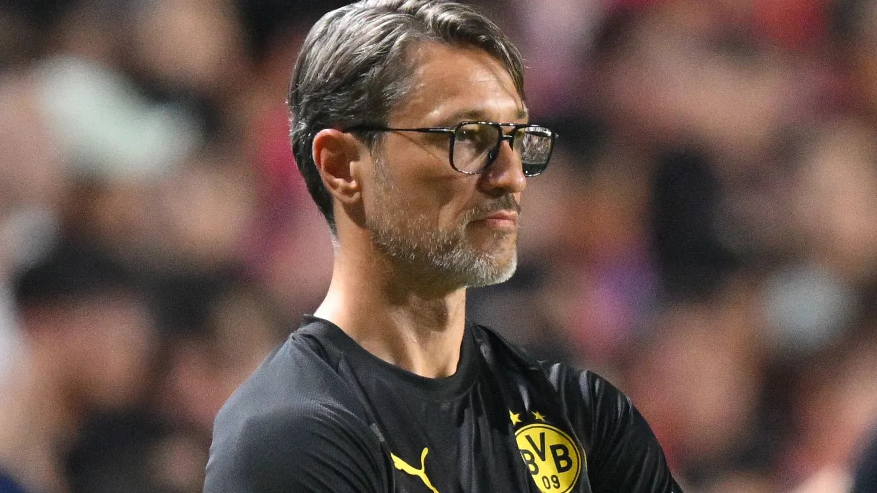 Entrenador de Borussia Dortmund en el banquillo